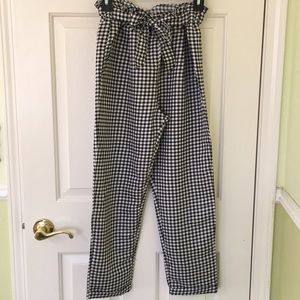 Forever 21 Black & white gingham pants
